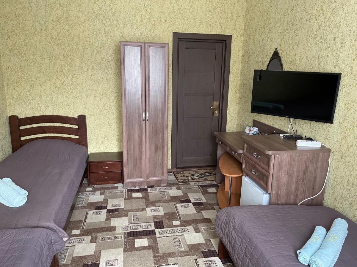 Отель "Natali" Mykolajiw Exterior foto