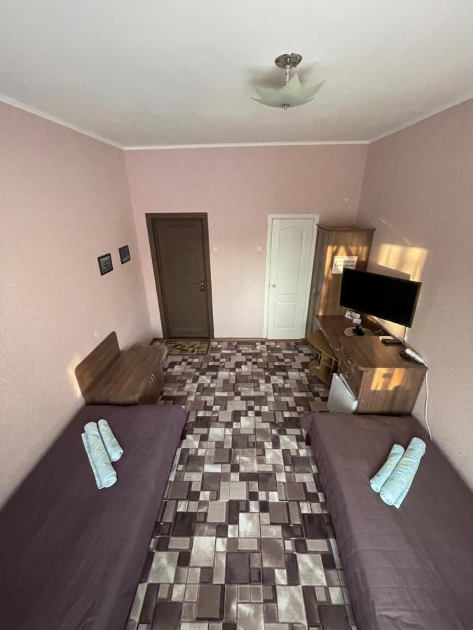 Отель "Natali" Mykolajiw Exterior foto