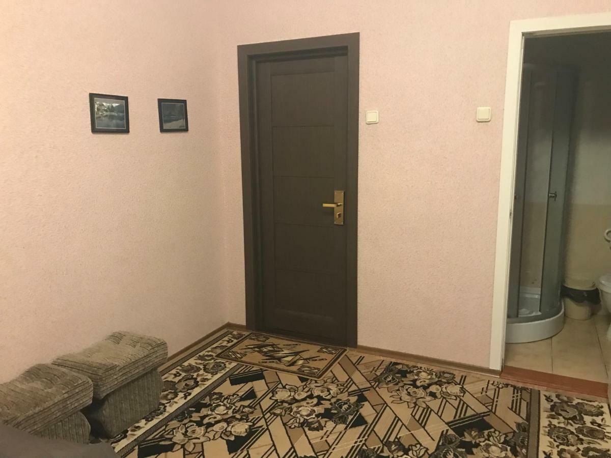 Отель "Natali" Mykolajiw Exterior foto